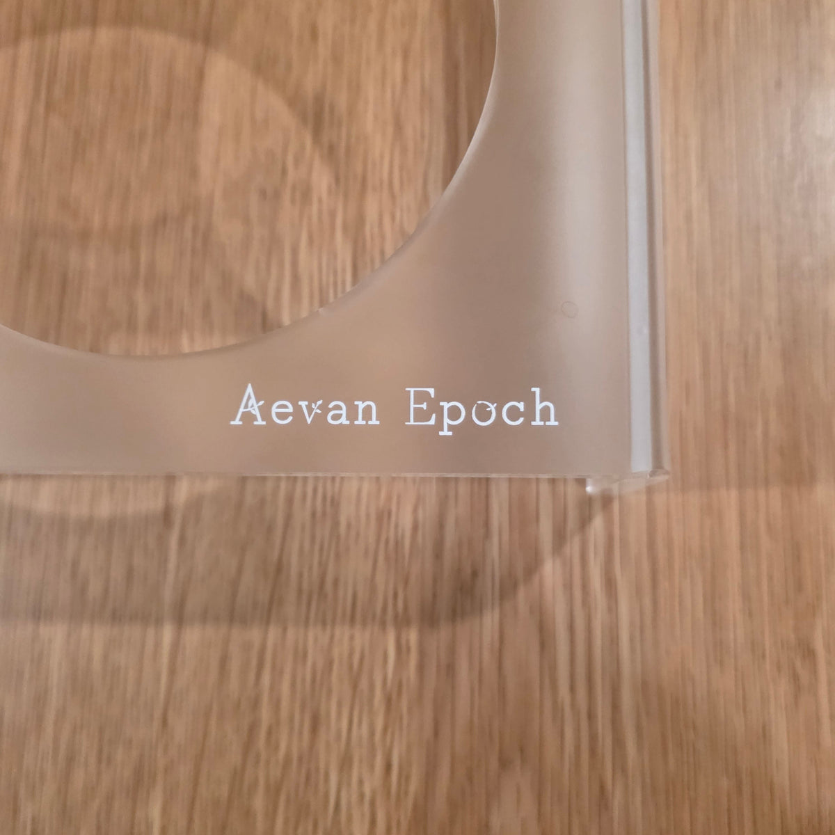 Frosted Acrylic Cat Bowl Stand | Aevan Epoch